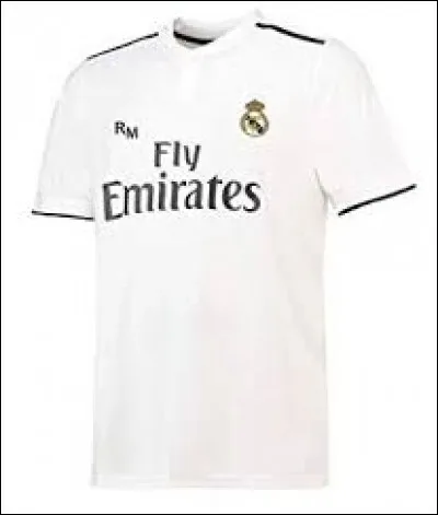 Dans l'équipe du RMA, qui porte le numéro 22 ?