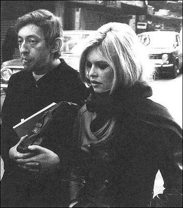 Quelle chanson voquant une friandise Serge Gainsbourg lui crit-il en 1965 ?