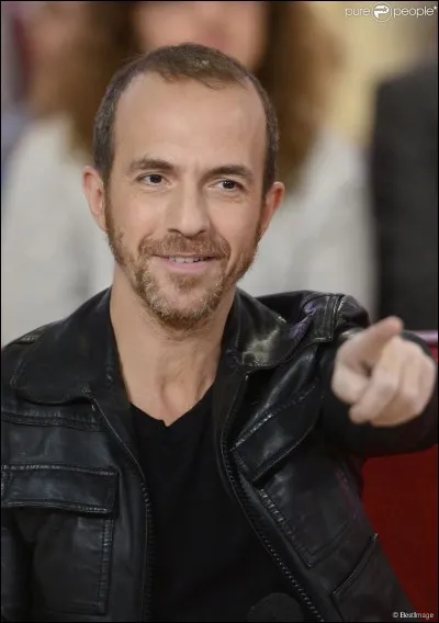 Mon premier est une date 
Mon tout est une chanson nommée...