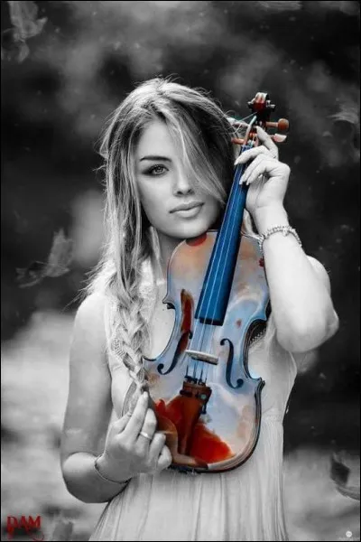 Qui chantait "Comme j'ai toujours envie d'aimer, j'ai toujours envie de toi, oh toi que j'aime !" ?