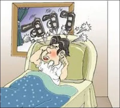 Cette personne se bouche les oreilles car elle en a marre du ______________.