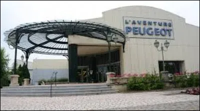 Comment appelle-t-on les habitants de Sochaux (Doubs) ?