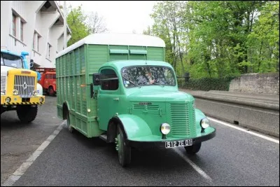 Fondée au XIXe siècle à Saint-Ouen par un Américain, l'entreprise fabrique d'abord des armes puis toutes sortes de véhicules : voitures particulières, blindés et utilitaires. la marque disparaît en 1969.