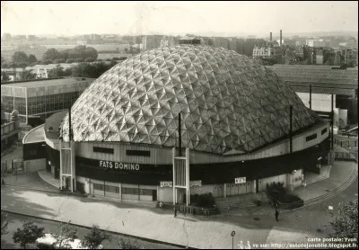Quel groupe a donné un concert mémorable au Palais des sports de Paris en 1969 ?