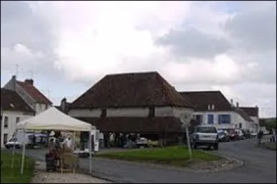 Nous sommes dans les Hauts-de-France, à Marigny-en-Oxois. Village de l'arrondissement de Château-Thierry, il se trouve dans le département ...