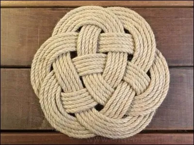 Culture > Même si vous êtes encore loin d'être concernés (en un seul mot...), pouvez-vous me dire l'origine d'une "vieille baderne" ?