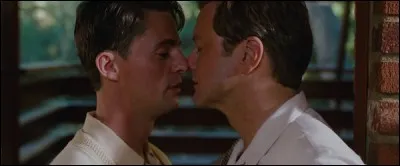 Dans ce film de 2009, Julianne Moore est une amie de George nommée Charley. 
Quel est le film ?