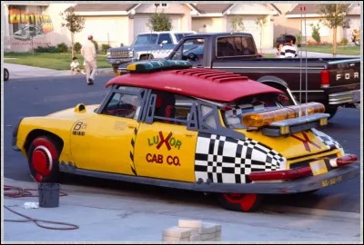 Celle-ci a subi quelques modifications, &agrave; l'occasion de quel film ?