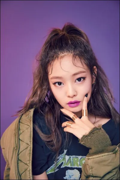 Jennie est...