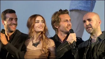 Compl&egrave;te : &Eacute;pouse moi...