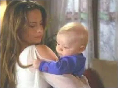 Quel est le nom de son enfant qui vient du futur pour changer le passé ?