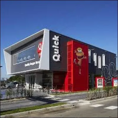 Dans quel pays s'est ouvert le premier restaurant Quick ?