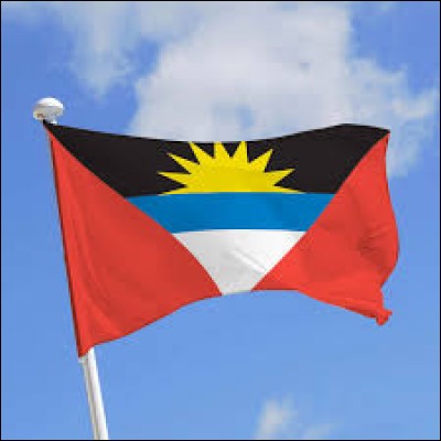 Le "V" formé par les deux triangles rouges du drapeau d'Antigua-et-Barbuda symbolise la victoire.