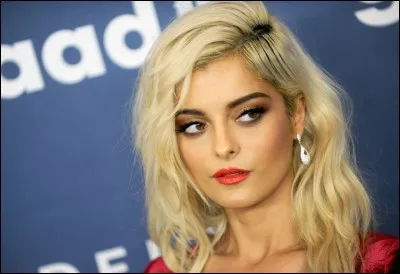 De quels instruments joue-t-elle ?