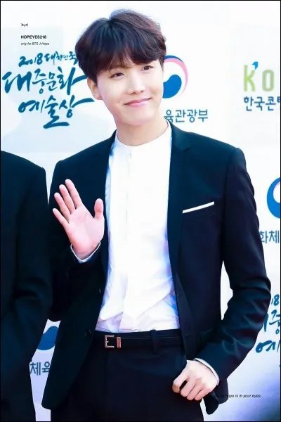 Quel est le nom de ce membre de BTS ?