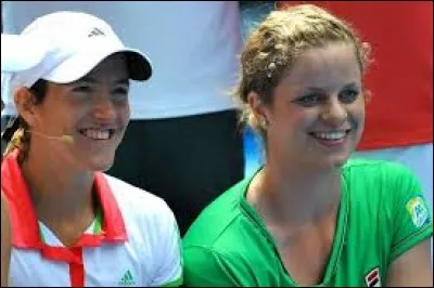 Voici les deux meilleures joueuses de tennis belges de l'histoire !
À votre avis, laquelle des deux est née à Rochefort, dans la province de Namur ?