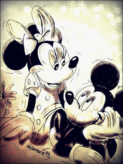 Dans la première apparition de Minnie avec Mickey, Minnie était...