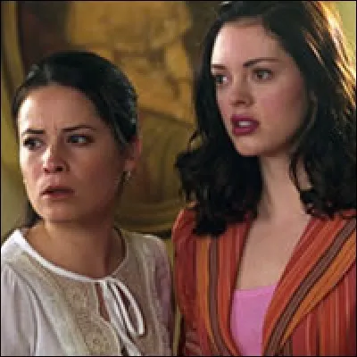 Ta sur et toi êtes amoureuses du même type. Tu...