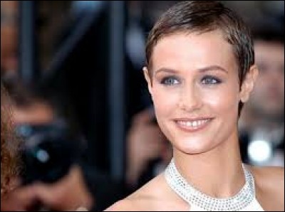 L'actrice Cécile de France est née à Andenne, dans la province de Namur. 
Quelle religieuse a-t-elle incarnée au cinéma en 2009 ?