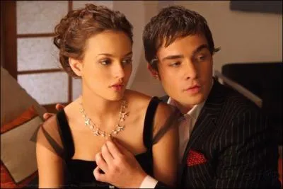 A quelle occasion Chuck Bass offre-t-il ce collier  Blair Waldorf ?
