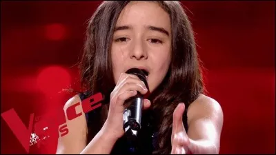 Va voir : 
https://bit.ly/TheVoiceKidsInedits

Sur le plateau de ''The Voice Kids 5'', Inès interprète le tube "Show Must Go On" de Queen. 

As-tu un peu la même voix qu'elle ?