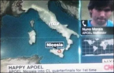 Très belle carte, où l'on tombe pas loin de Charybde en Scylla. Car enfin, chacun sait que Palerme est à la Sicile ce que Nicosie est à ... (Complétez !)