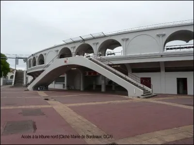 Comment se nomme ce stade de rugby ?