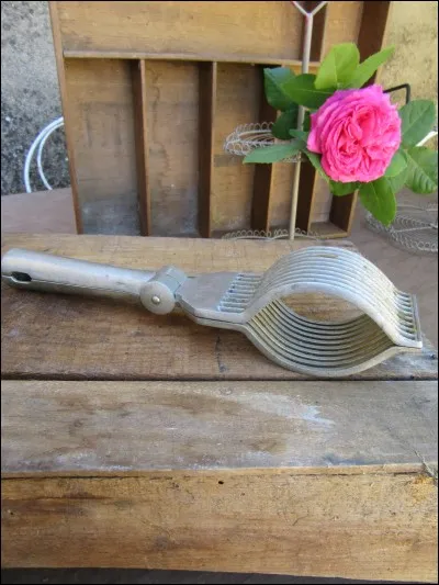 Quel est le nom de cet ustensile ?