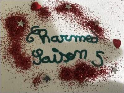 Dans la saison 5, épisode [...] Piper met au monde son premier enfant.