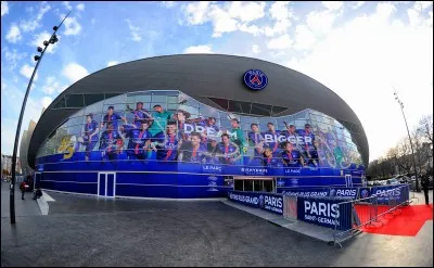 Comment se nomme le stade du Paris Saint-Germain ?