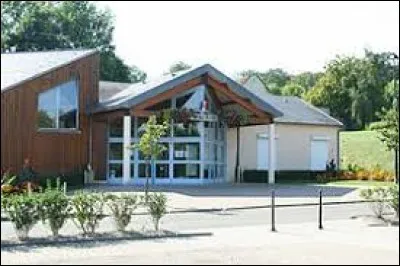 Ville francilienne, dans la plaine de Versailles, Morainvilliers se situe dans le département ...