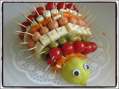 Quel apéritif est composé d'un mélange de vin blanc et de liqueur de cassis ?