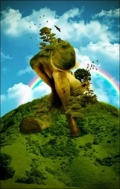 Déesse primordiale, ancêtre de races divines à l'origine du panthéon grec. Qui est-elle ?