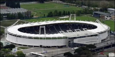 Le stade de Toulouse (TFC) se nomme :