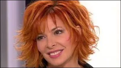 ''Tout est chaos à côté
Tous mes idéaux : des mots abîmés''
chante Mylène Farmer dans ''Désenchantée''. En mathématiques, la théorie du chaos étudie les conditions initiales qui font évoluer des systèmes dynamiques très sensibles. C'est ce qu'on appelle...