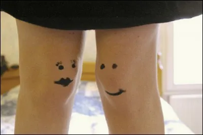 Qui chantait ce monument de la chanson française ''J'aime tes genoux" ?