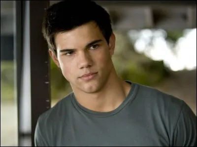 Qui est le meilleure ami de Bella ?