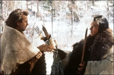 De quelle chanson est extrait : "...Viens à la maison, tous les oiseaux t'attendent..." ?