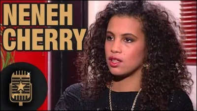 Vous plaisantez ! Bien sur qu'elle n'est pas suédoise !