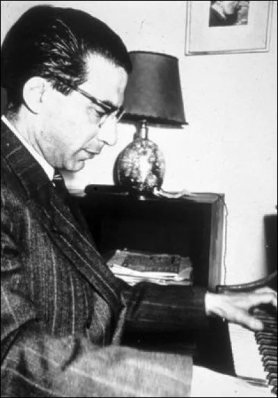 Ce musicien qui a composé un grand nombre de musiques de films, notamment pour Marcel Carné et Jean Renoir, c'est ...