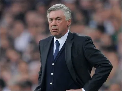 Qui, Carlo Ancelotti remplaça-t-il en tant qu'entraîneur du Real Madrid en 2013 ?