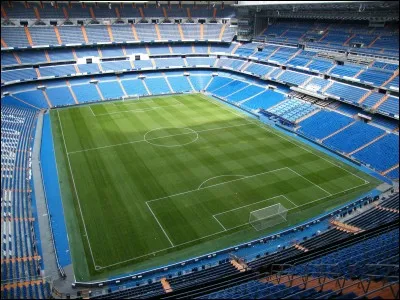 Dans quel stade le Real Madrid joue-t-il ?