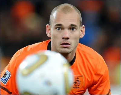 Pour quel club Wesley Sneijder a-t-il quitté le Real Madrid ?