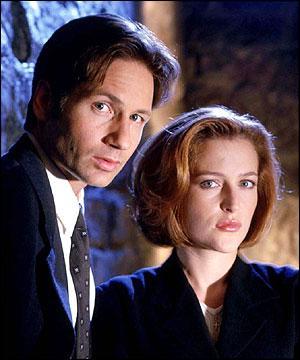 Dans quelle organisation travaillent Mulder et Scully ?