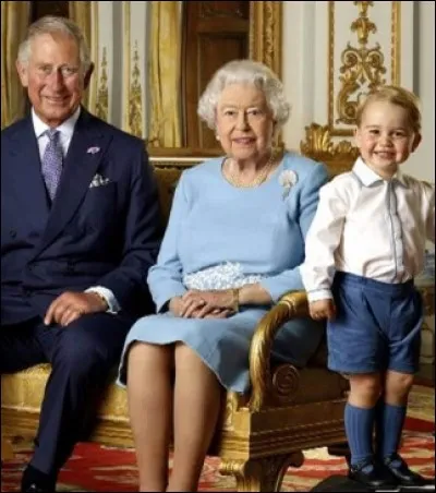 Jusqu'aux enfants de la famille royale, un code vestimentaire est à suivre. Lequel, pour le prince George ?