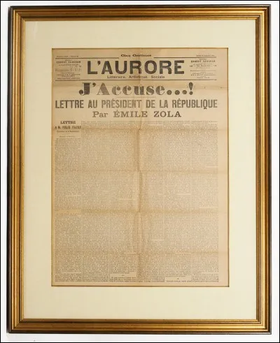 Au bas-mât, c'est la...