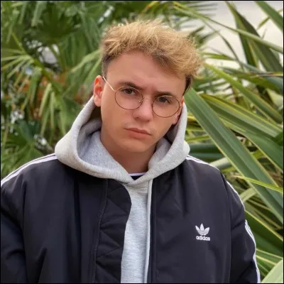 Et lui, qui est-ce ?