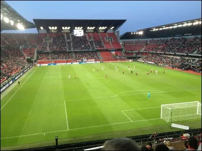 Comment s'appelle le stade rennais ?