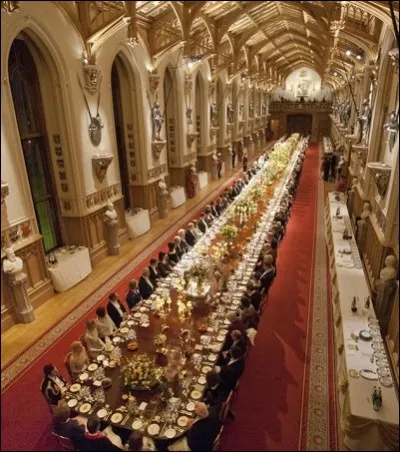 De même, si vous l'invitez pour un gratin dauphinois ou une soirée bolognaise, vous risquez d'en être pour vos frais ! Par goût personnel, elle s'interdit en effet...