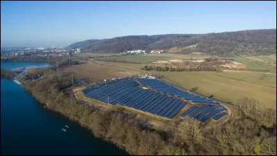 Nous pouvons également trouver un acteur se nommant Luigi Pistor. Quand naquit-il ?